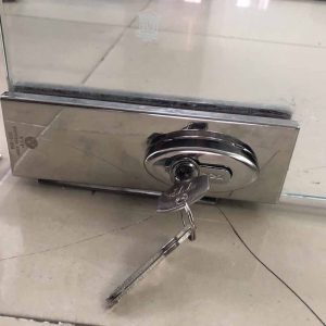 Sửa khóa cửa kính Làm chìa khóa cửa kính